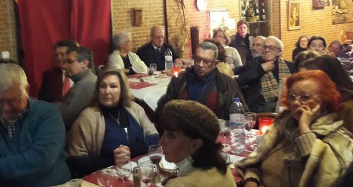 VAMOS AOS FADOS -- ADEGA TIA ROSA